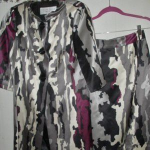 Trina Turk geo print Satin Silk Wool Trench Coat & Matching Pencil Skirt Sui